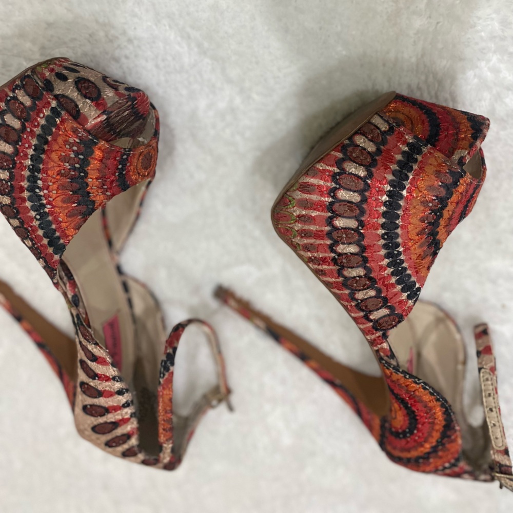 Betsey Johnson smith and groove heels